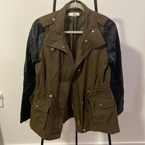 H&M army green jacket w/ leather sleeves, Women’s 8